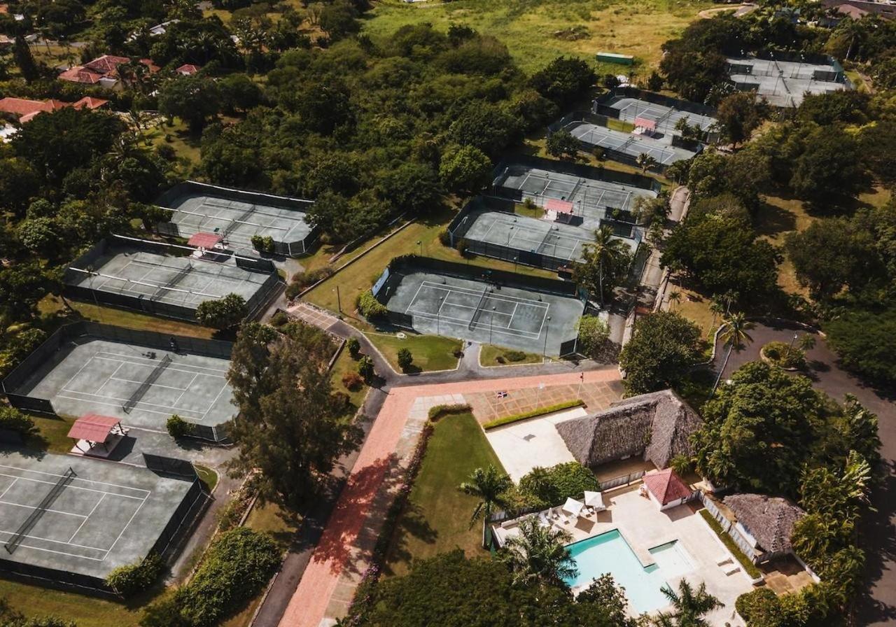 Casa Nostra Resort By Klabhouse La Romana Exterior photo